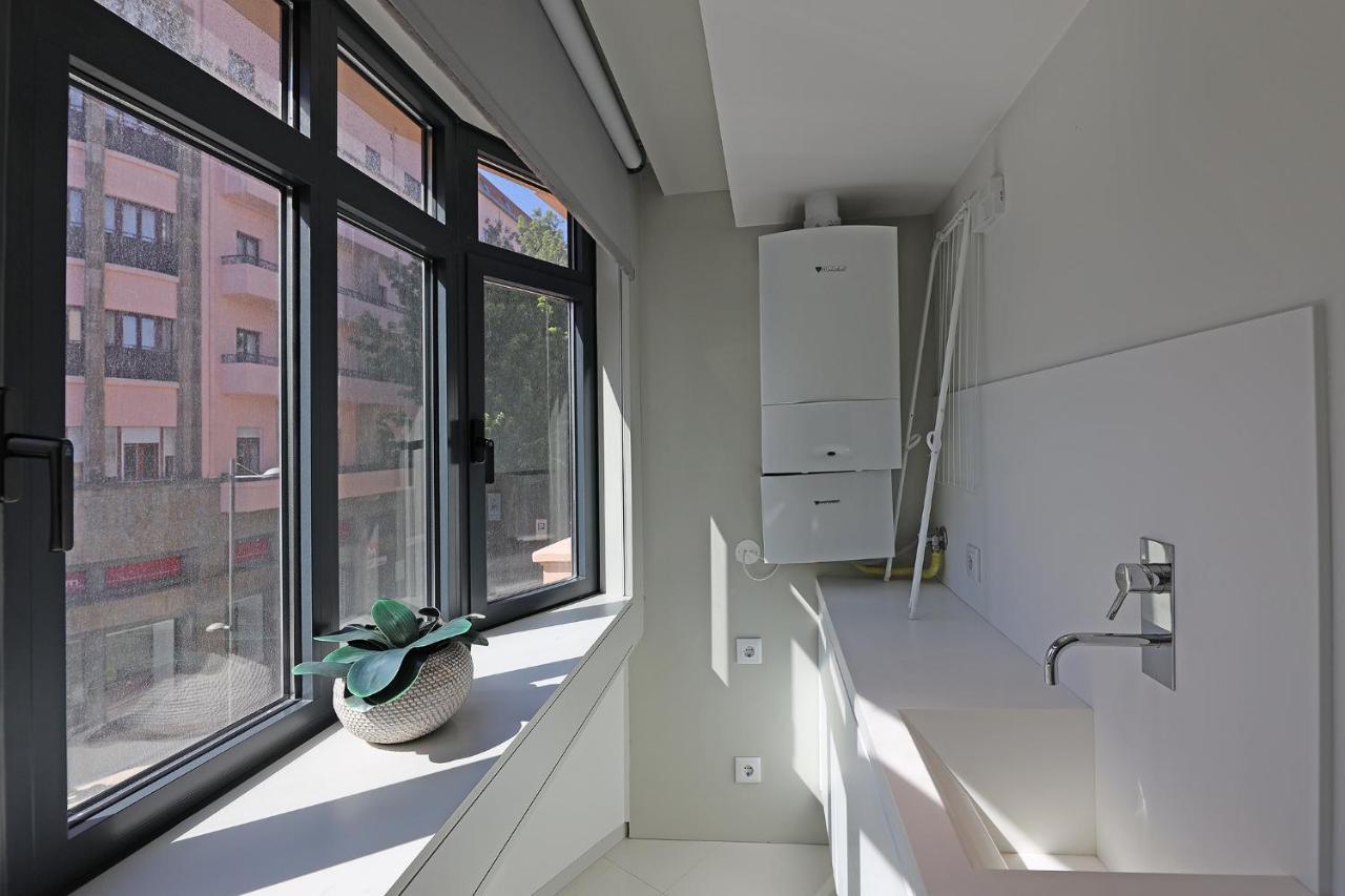 Flh Sa Da Bandeira Modern Apartment Porto Eksteriør bilde